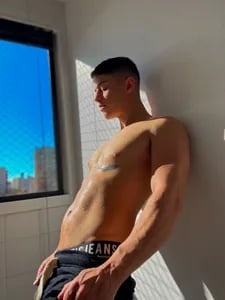 free6cams.com caroalvaro profile on OnlyFans in gay category