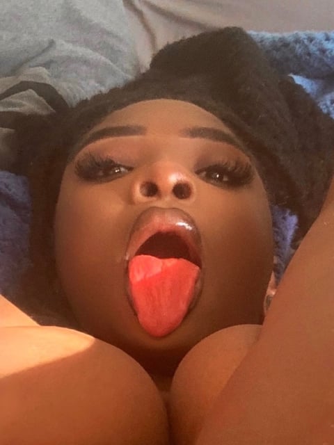 free6cams.com etherealerykah profile on OnlyFans in ebony category