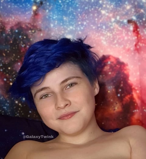 free6cams.com galaxytwink profile on OnlyFans in femboy category