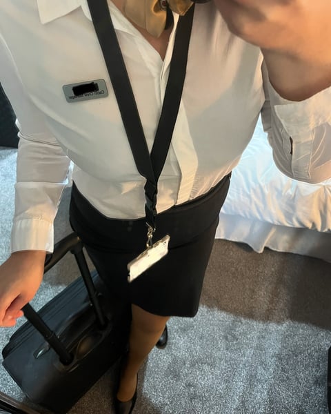 free6cams.com hothostieuk profile on OnlyFans in flight-attendant-air-hostess category