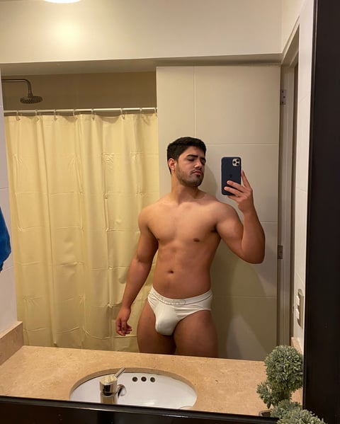 free6cams.com jahp1998 profile on OnlyFans in peru category