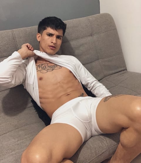 free6cams.com jordantorres18 profile on OnlyFans in jordan category