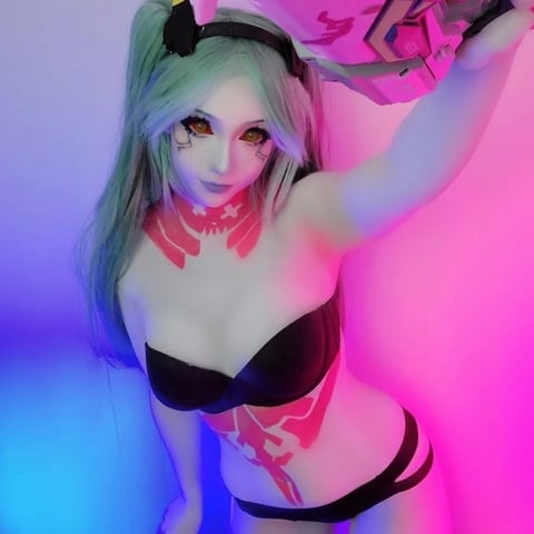 free6cams.com skyexsummers profile on OnlyFans in cosplay category