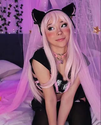 free6cams.com waifumiia profile on OnlyFans in ahegao category