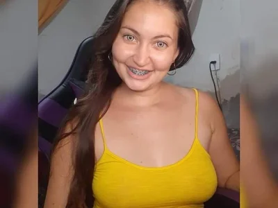 dani123unica Hispanic webcam from Brazil